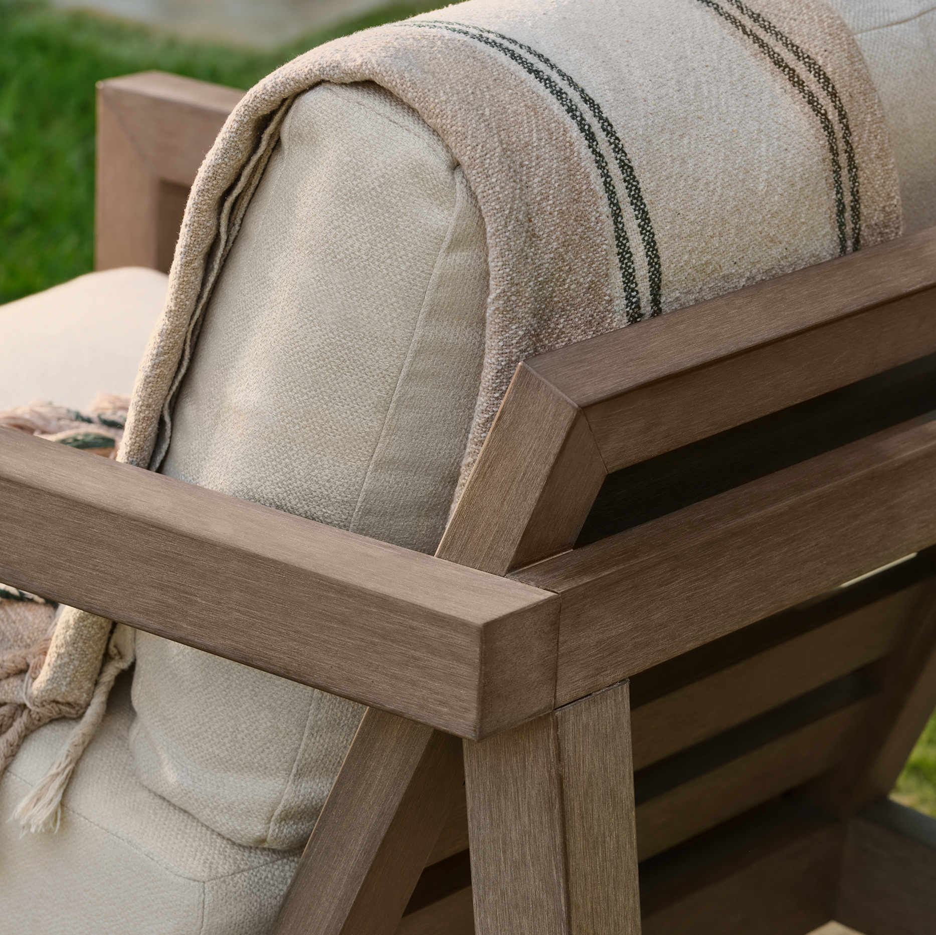 Detail view of the NexTeak finish on the Woodard Sierra Lounge Chair